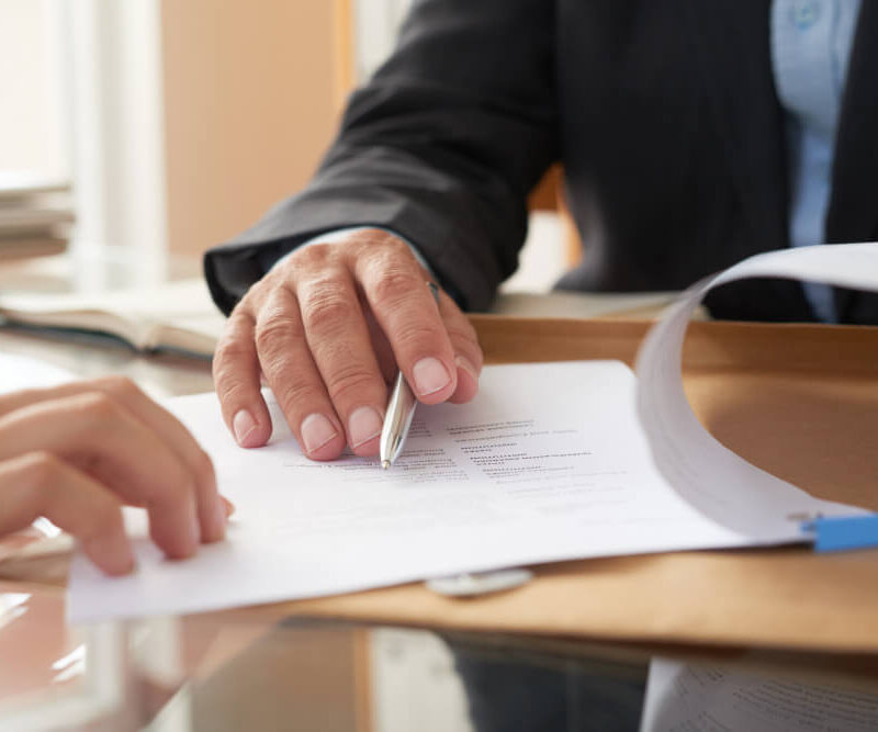 contratar un notario en Alcalá de Henares
